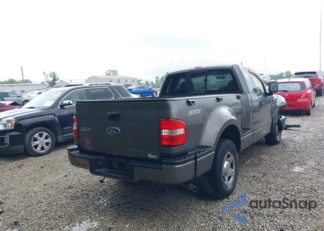 2005 Ford F150 z USA, uszkodzony, nr VIN 1FTRF02W75KE98216